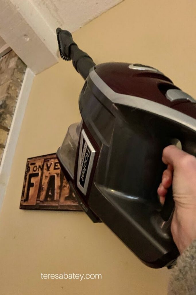 Review The Shark Rocket Deluxe Pro 2