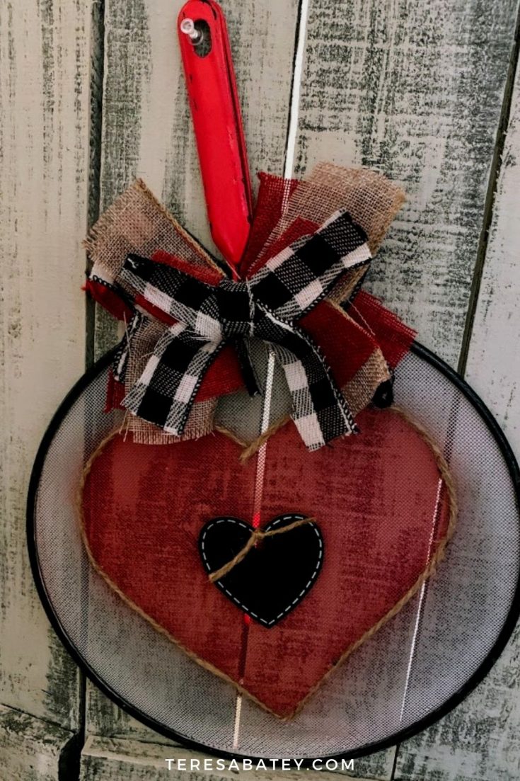 DIY Valentines Day Splatter Screen Door Hanger