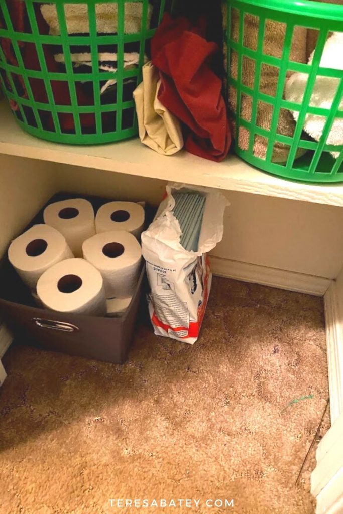 DIY Dollar Tree Linen Closet Organization
