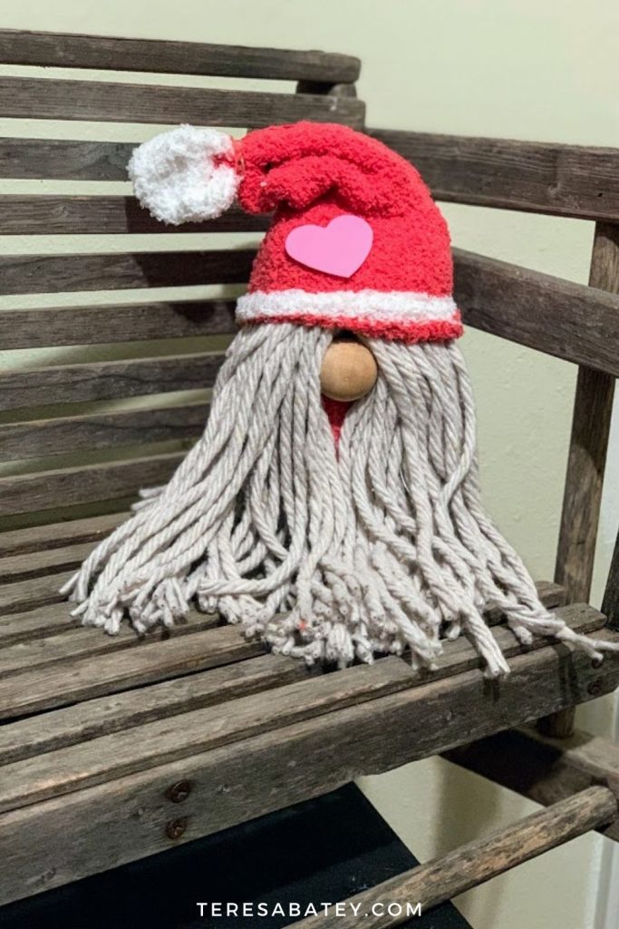 How to make a DIY Mop Gnome