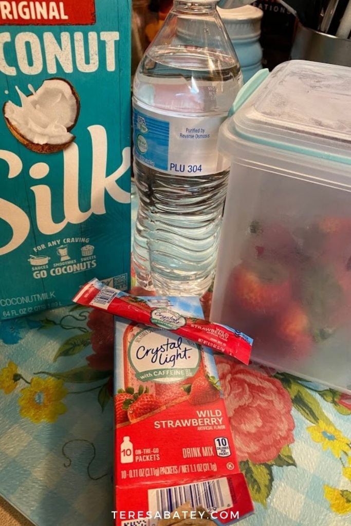 DIY Starbucks Pink Drink