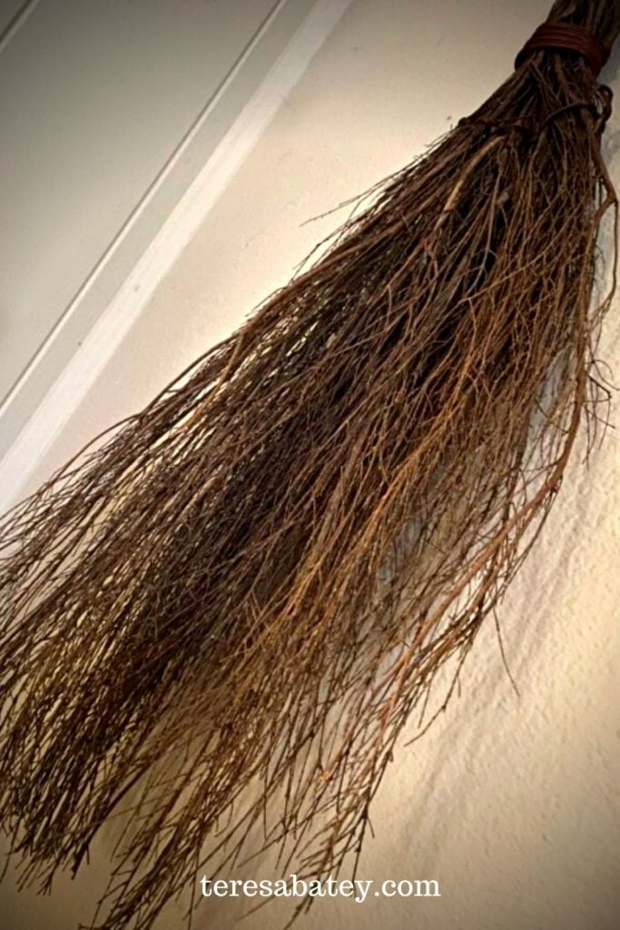 DIY Decorated Scented Brooms