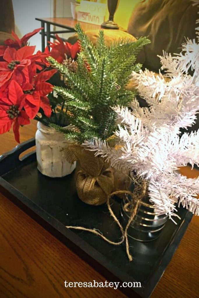Cute and Simple Christmas Living Room Tree and Decor