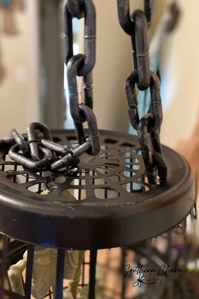 How To Make A Fun DIY Skeleton Cage For Halloween