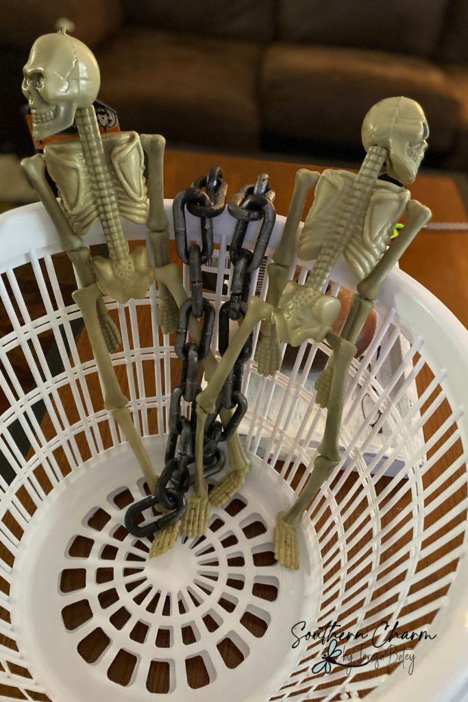 How To Make A Fun DIY Skeleton Cage For Halloween
