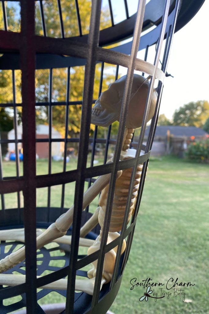 How To Make A Fun DIY Skeleton Cage For Halloween